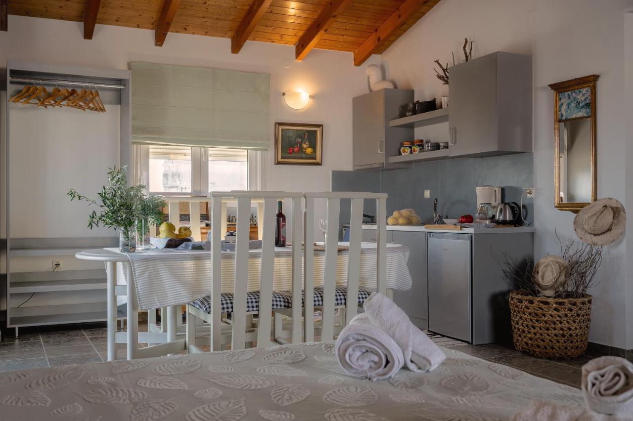 Apostolos Loft - Cozy Loft In The Center Of 프레베자 외부 사진